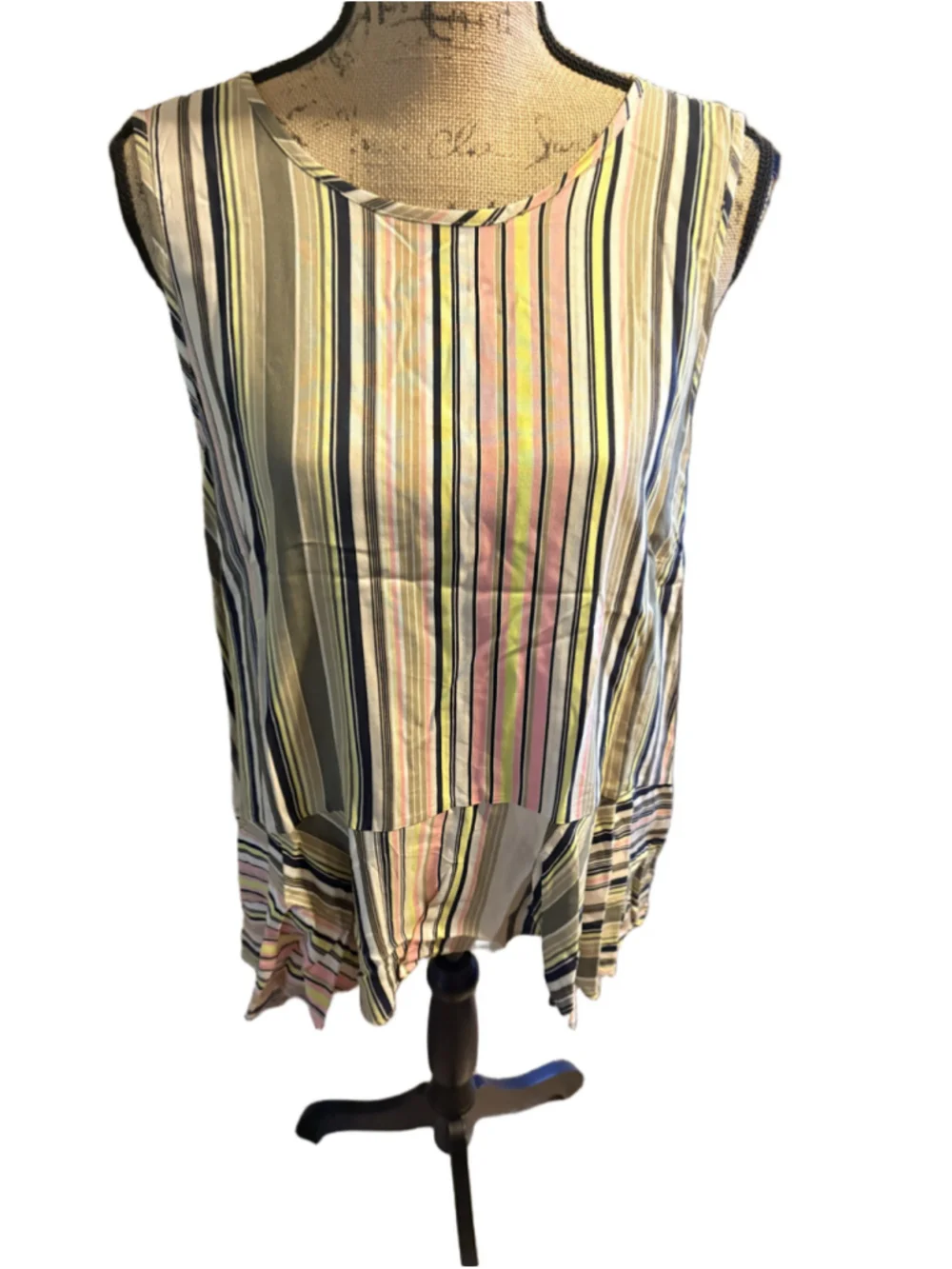 Libby Edelman Dreamy Strips Peplum Sleeveless Hi-Low Top Size XL (20” PTP) NWT - Picture 3 of 7